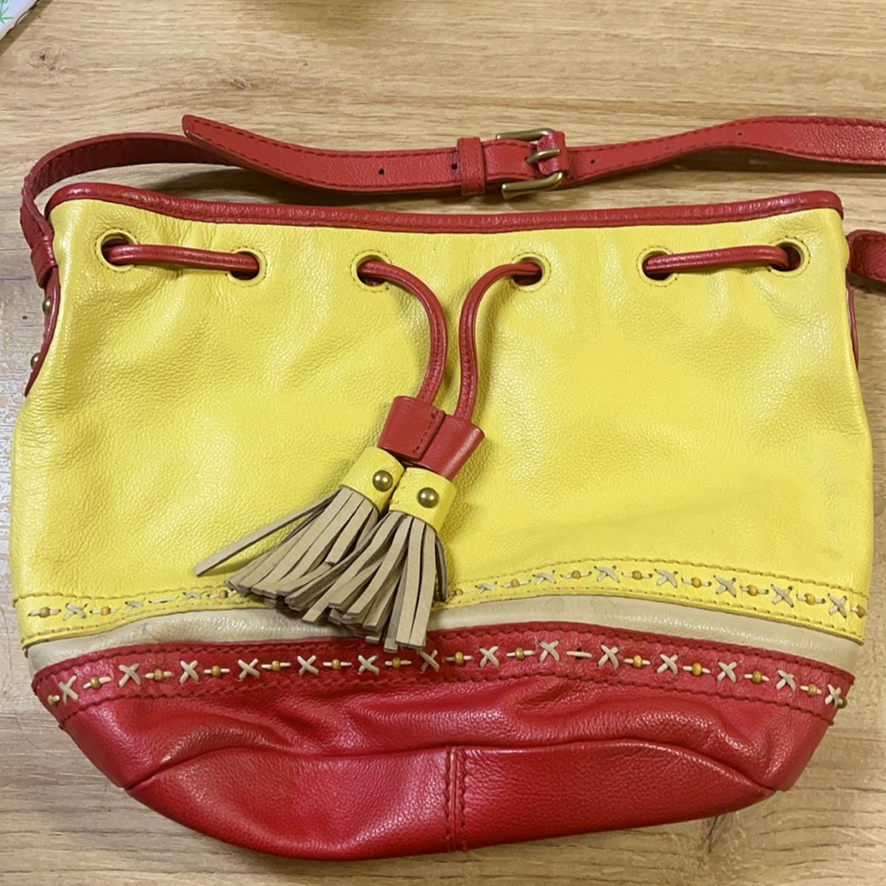 COPY - VTG Isabella Fiore purse
